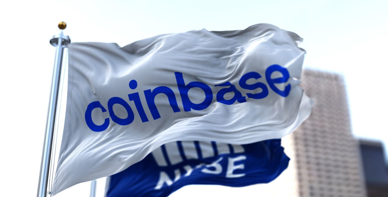 Crypto.com vs Coinbase | Coinbase's flag against NYSE's flag